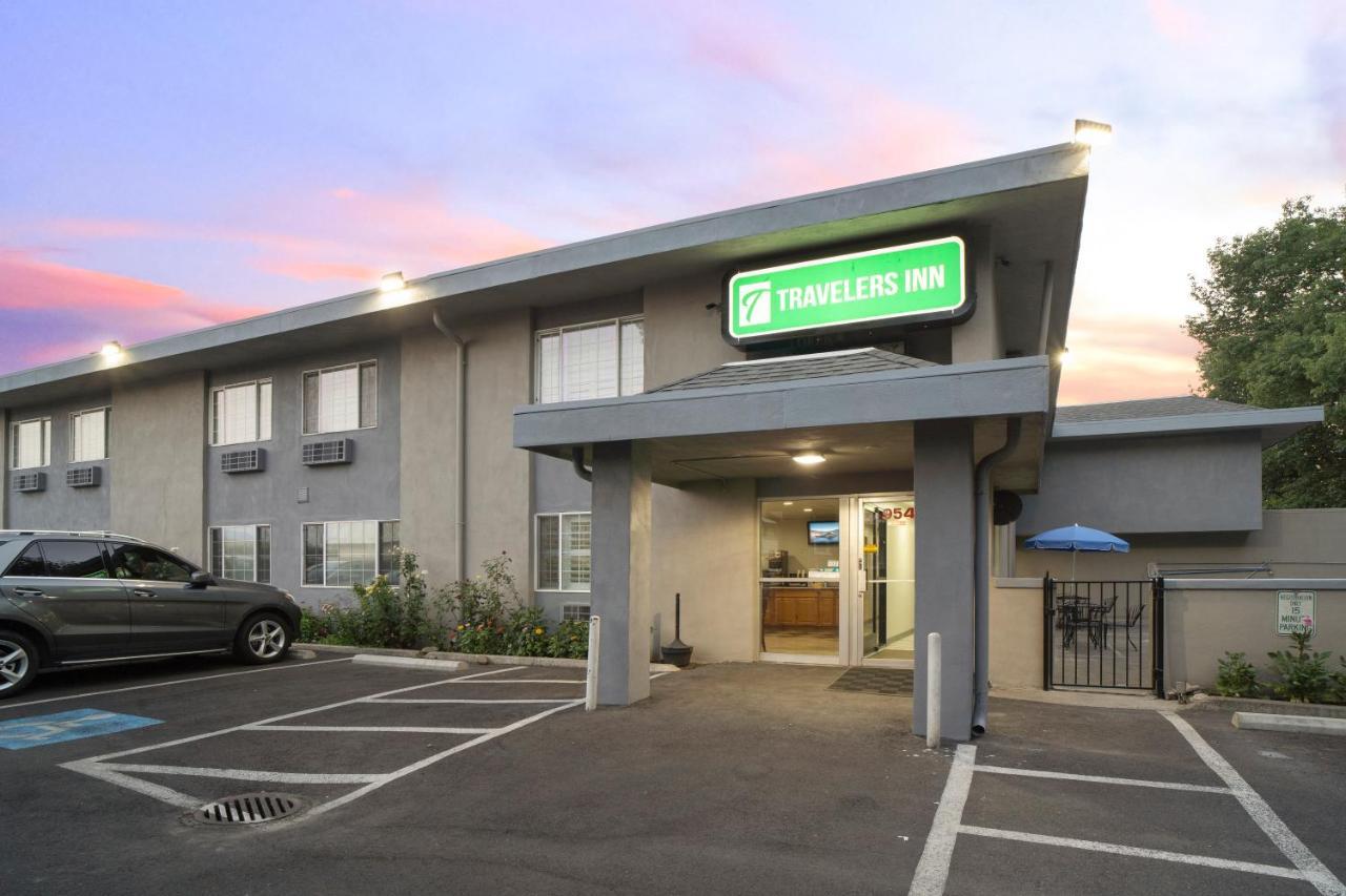 Travelers Inn Medford Exterior foto